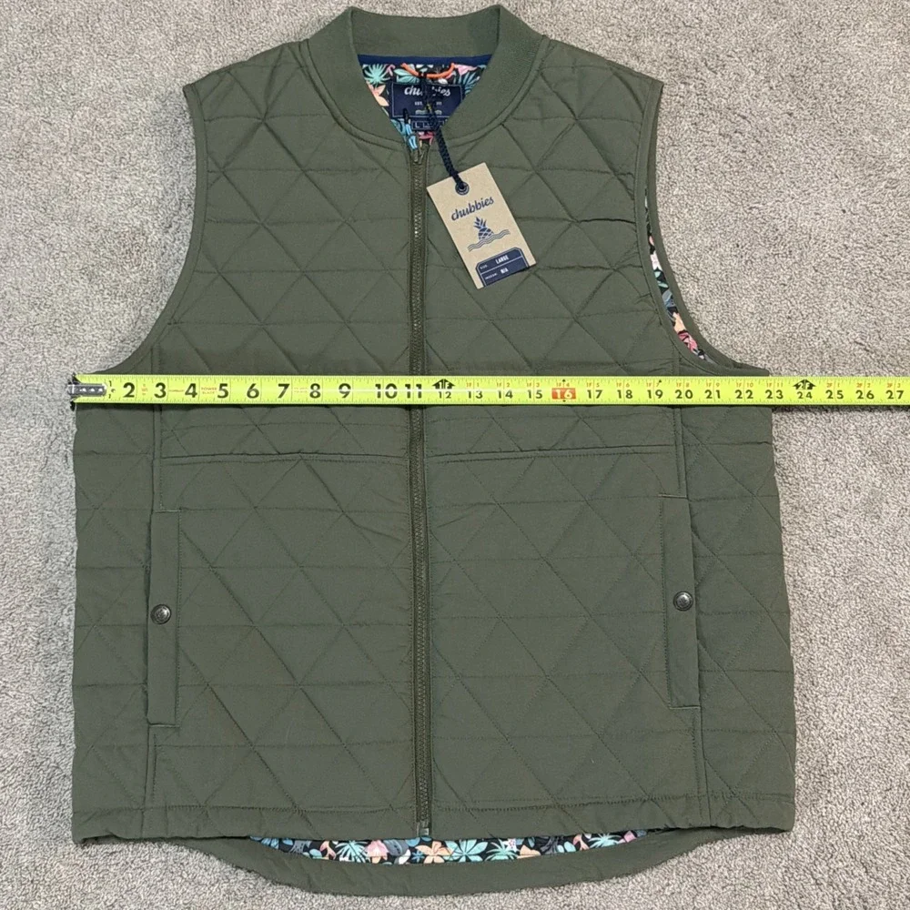 NWT Chubbies Men's Large The‎ Forest Florist Quilted Green Vest